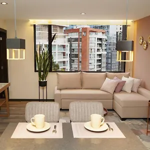 Moderno Departamento En El Mejor Sector De , Quito Ecuador